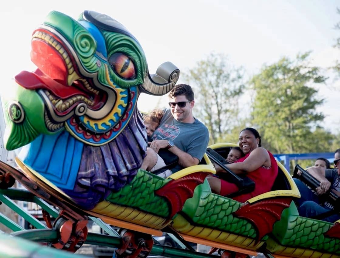 hicksville carnival at broadway commons